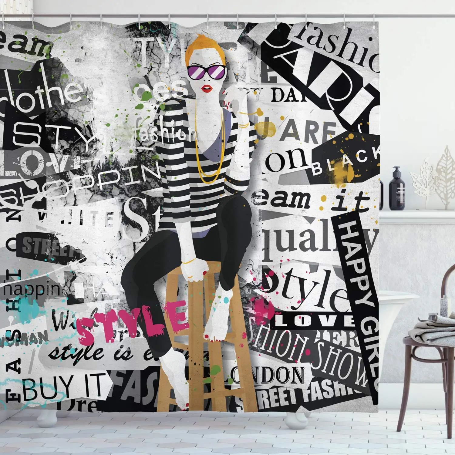 Street Fashion Pose - Modischer Duschvorhang mit Motiv einer Frau,