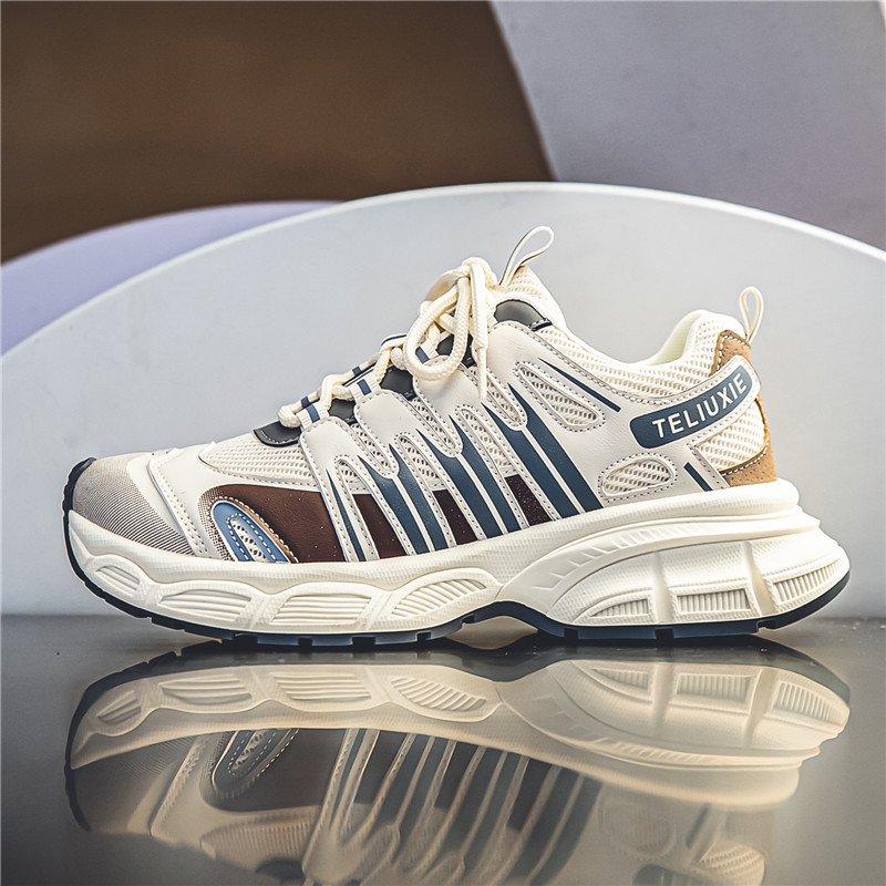 Designer-Sneaker im Hongkong-S – Street Fashion Hong Kong Bewertung und Preis