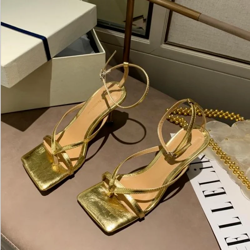 Gladiator Sandalen High Heels  – Street Fashion Look Bewertung und Preis
